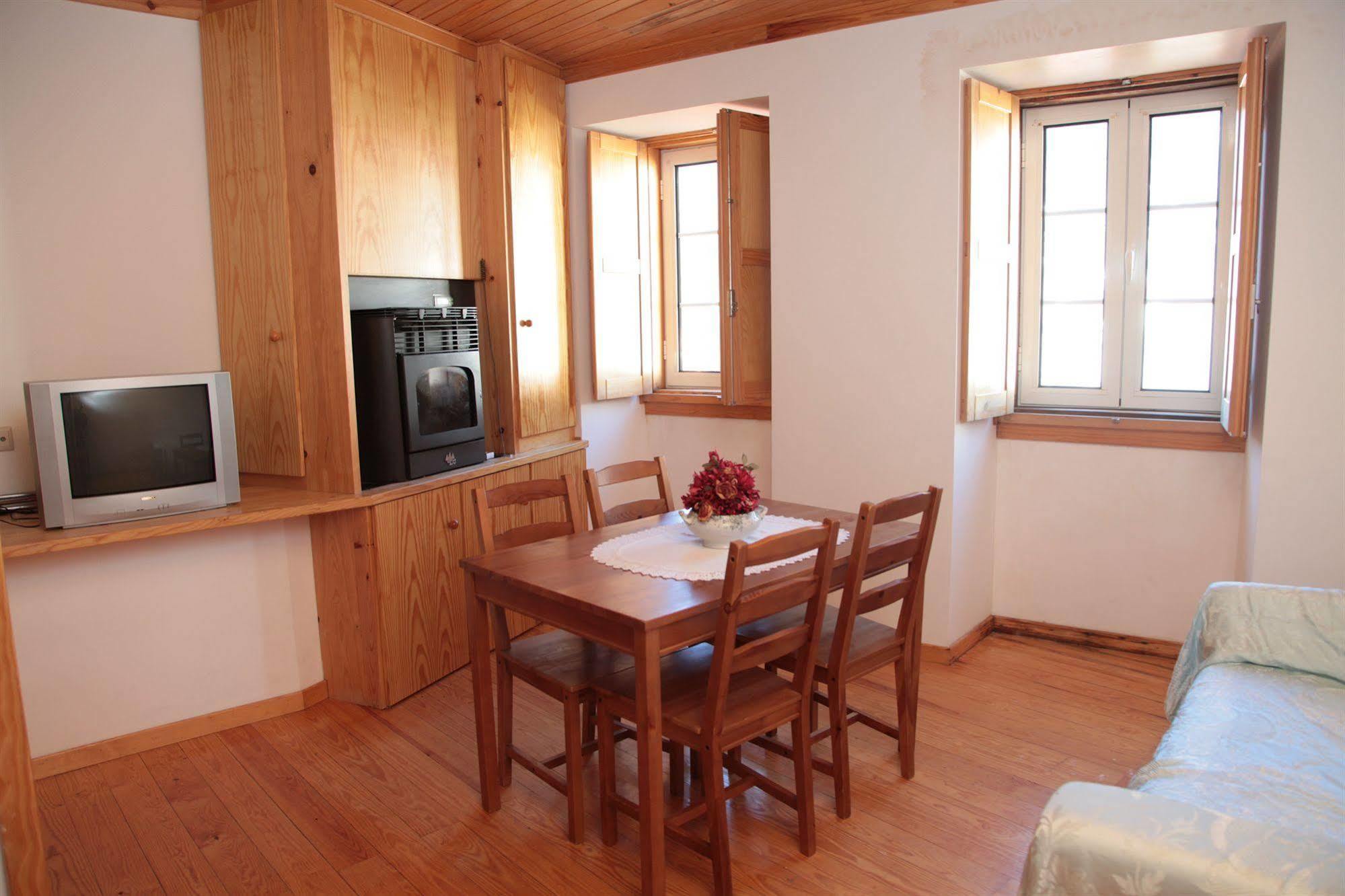 Casa Das Tias Manteigas Extérieur photo